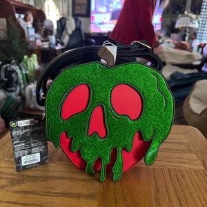 Poison Apple loungefly Crossbody VILLIANS